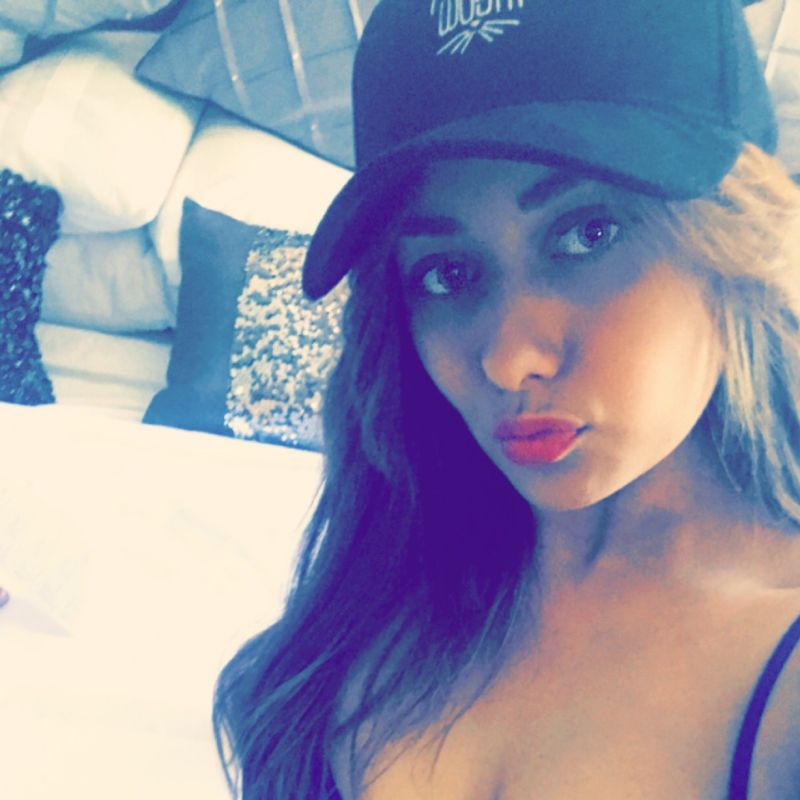 Neesha_Removebristol