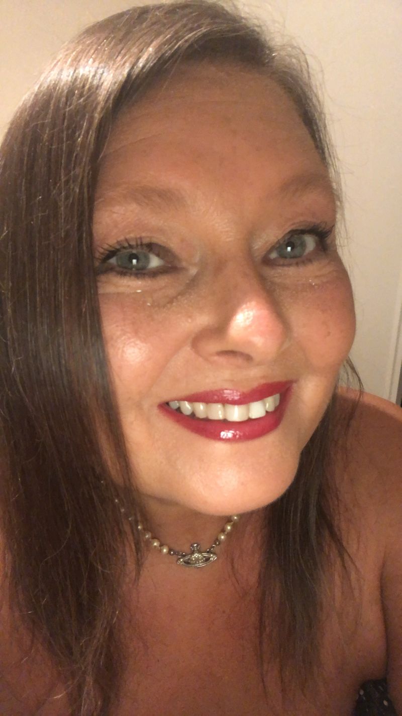 MissMoneypenny_007 MissMoneypenny_007